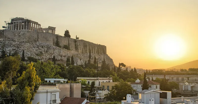 Ξενάγηση στην Ακρόπολη μακριά από τη ζέστη